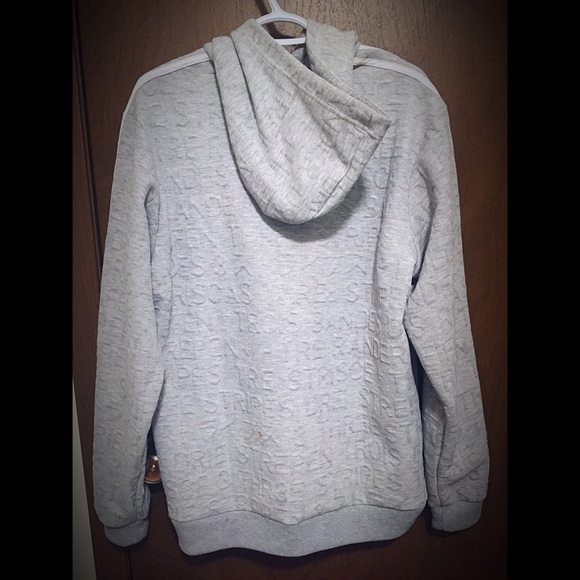 Men’s ADIDAS Hoodie!   • ɴᴇᴡ • - Picture 2 of 4